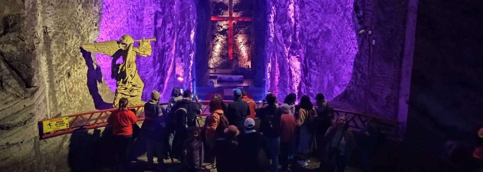 En la Catedral de sal, siguiendo las huellas de Fernando Rielo. Colombia