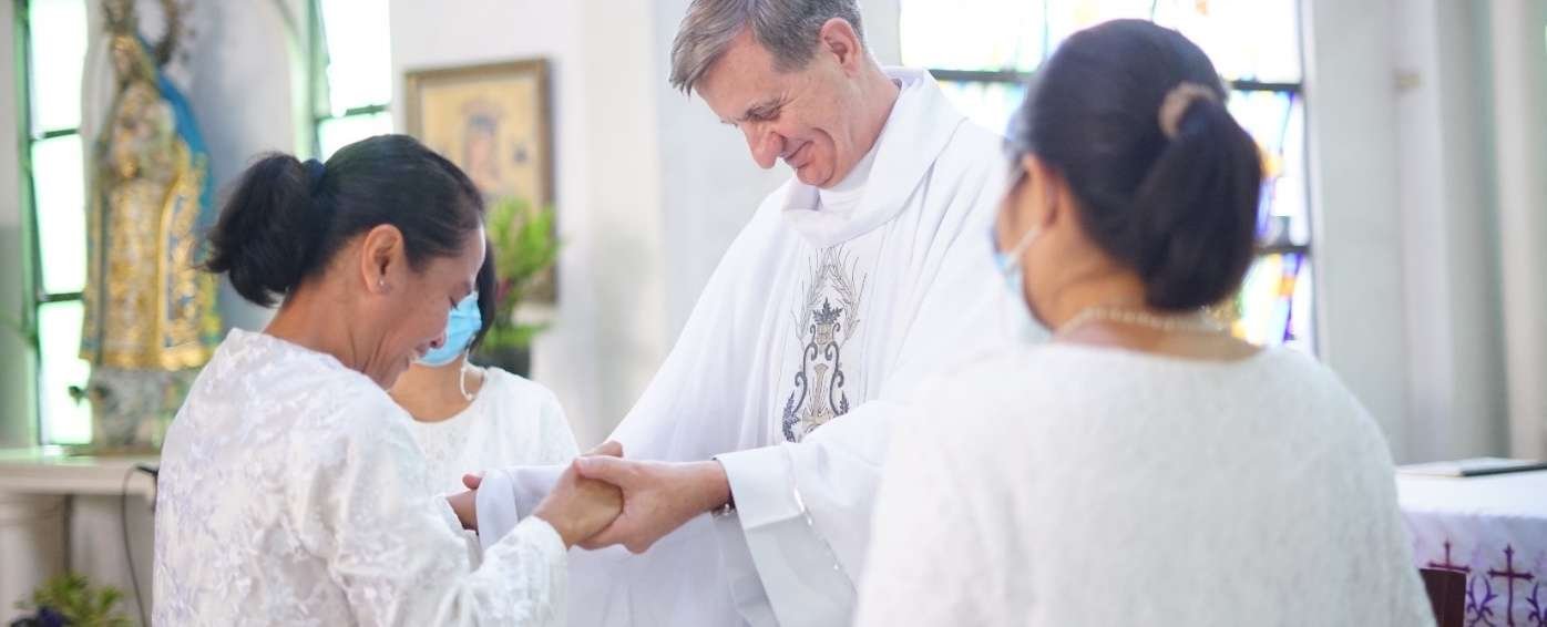 “La santidad es una aventura diaria”. Votos de una misionera Idente en Filipinas