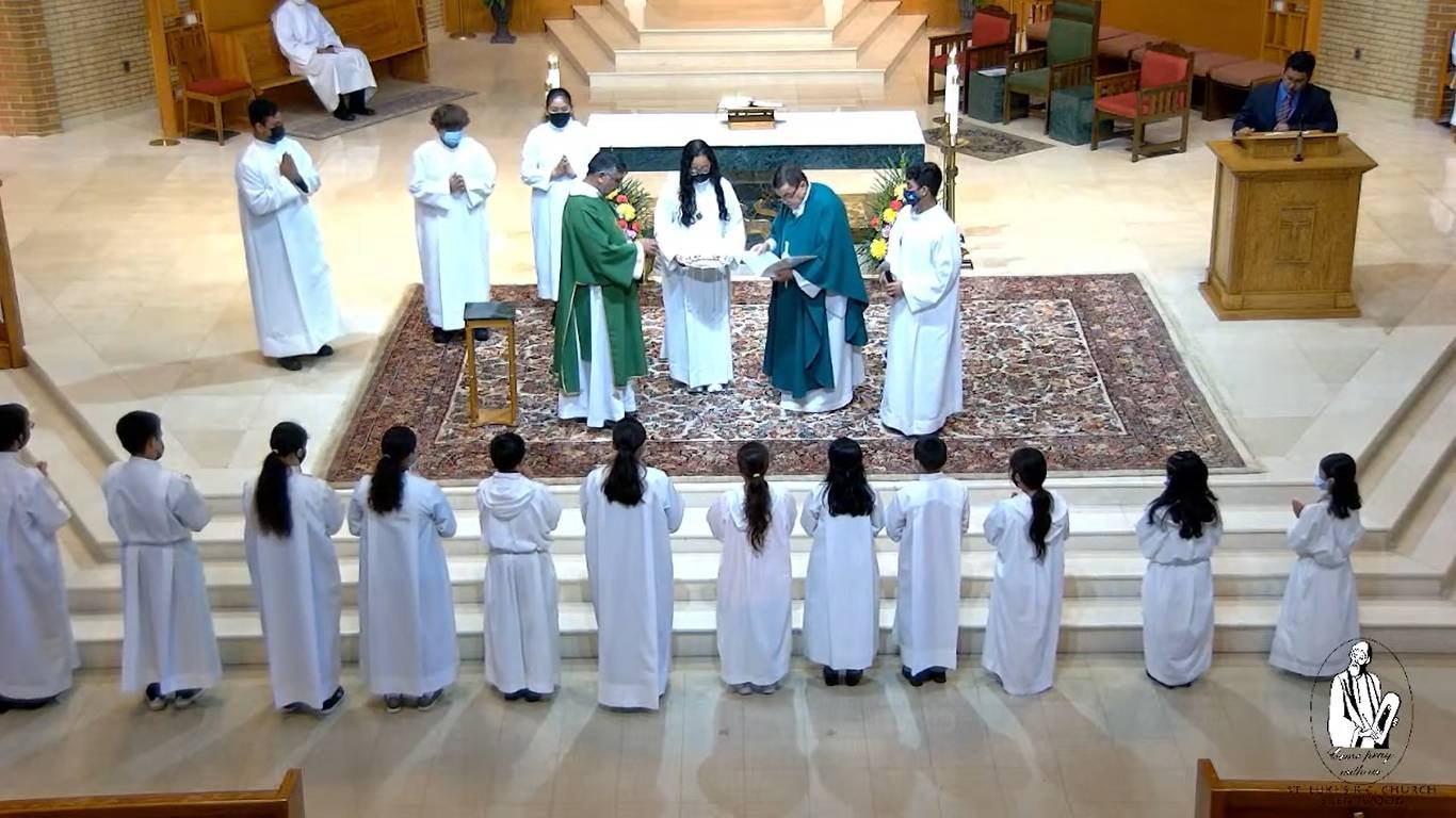 New acolytes welcomed to serve at the altar in St. Luke’s Parish