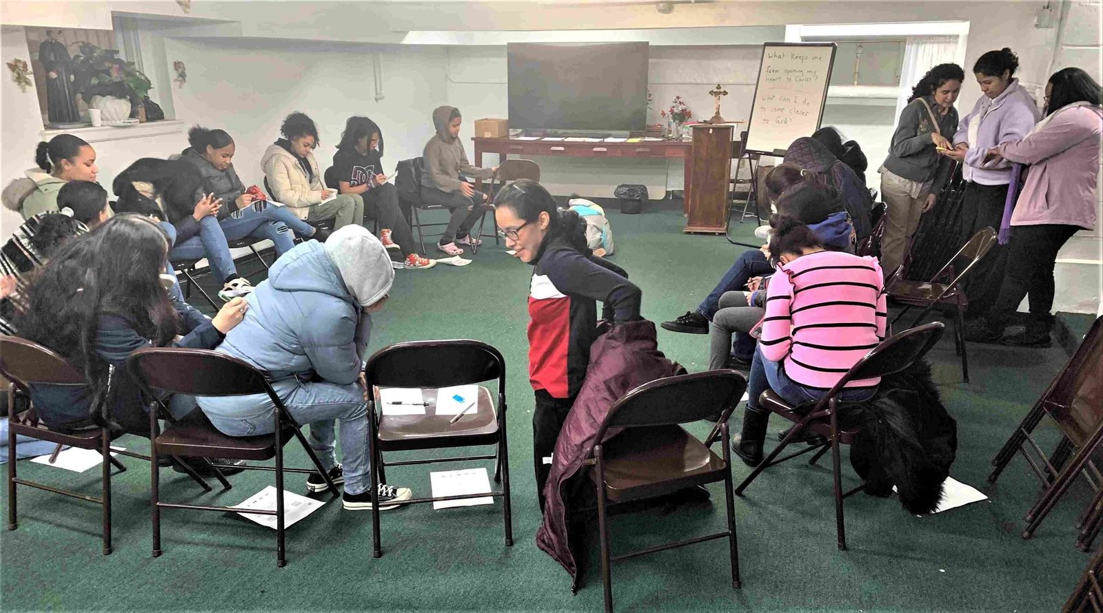 Motus Christi para adolescentes: Las jóvenes del Bronx encuentran comunidad, fe y amistad